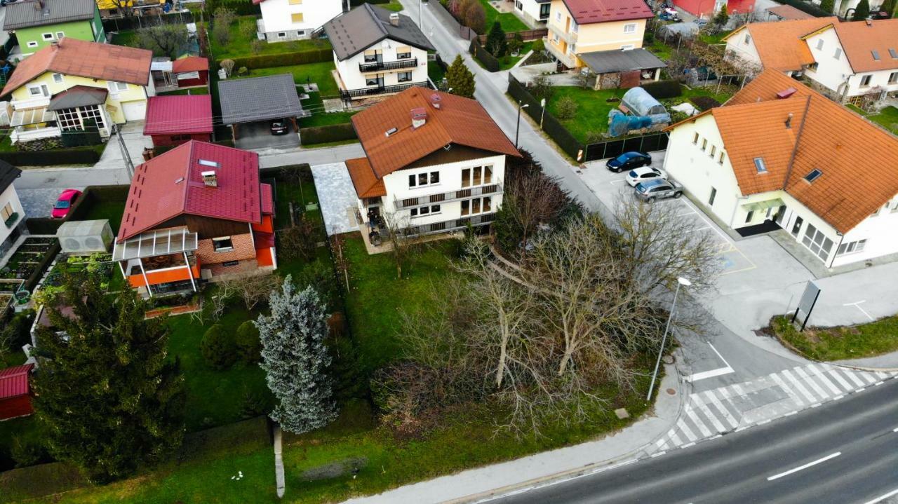 Apartments Andrej - Poetovio & Πτούι Εξωτερικό φωτογραφία